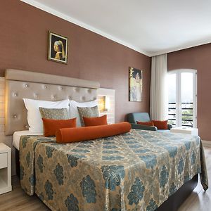 Dreibettzimmer